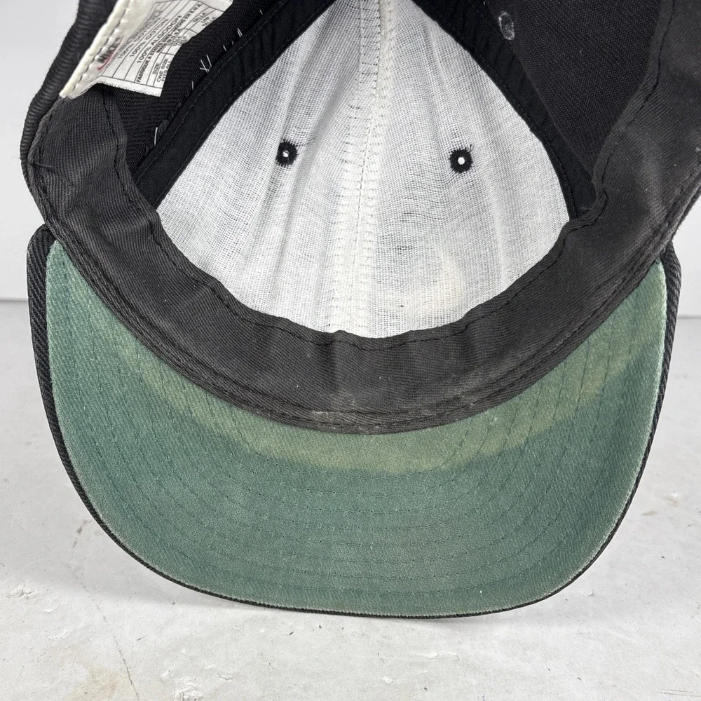 Vintage Nike Golf Black With Green Under Visor Strap‎ Back Hat OSFM
